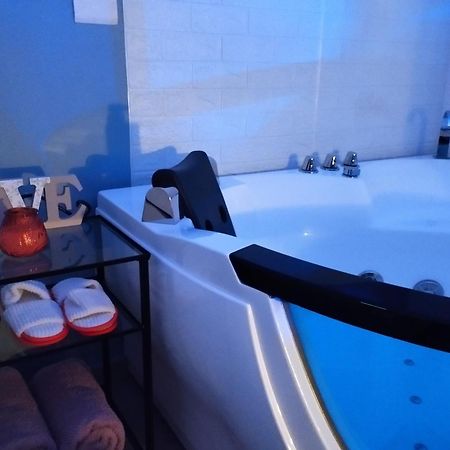 Guagnano Bed&Dreams In Salento Bilocale Con Vasca Idromassaggioヴィラ エクステリア 写真